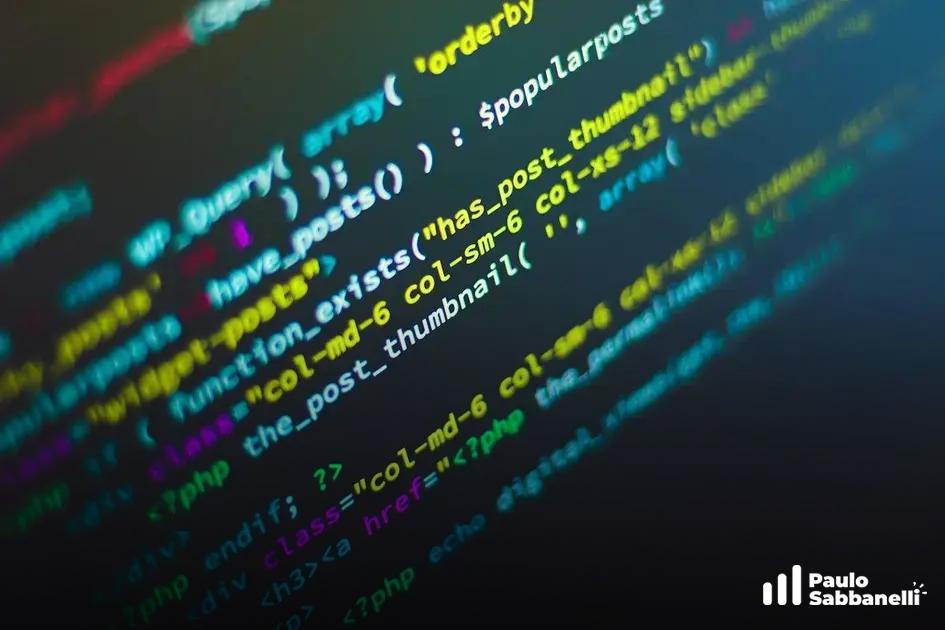 Código PHP do WordPress consultando posts populares com miniaturas em destaque